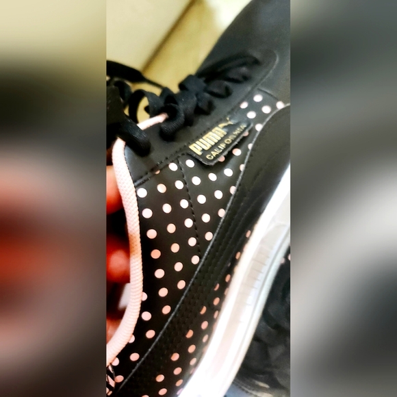 Womens puma tennis shoes - Picture 3 of 4